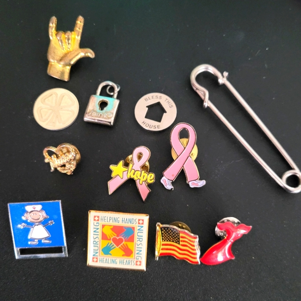 Assorted Nursing and Campaign Pins & Miscellaneous Bundle 1